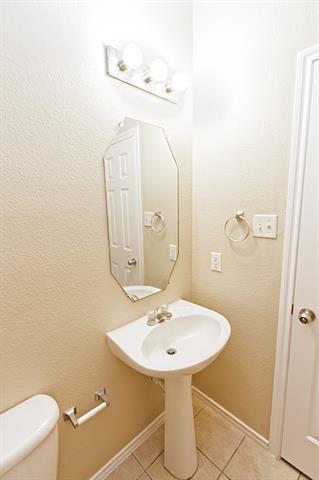 Building Photo - 4009 Hidden Meadow Ct