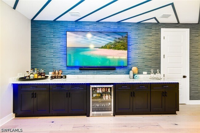 Building Photo - 20888 Napa Lp