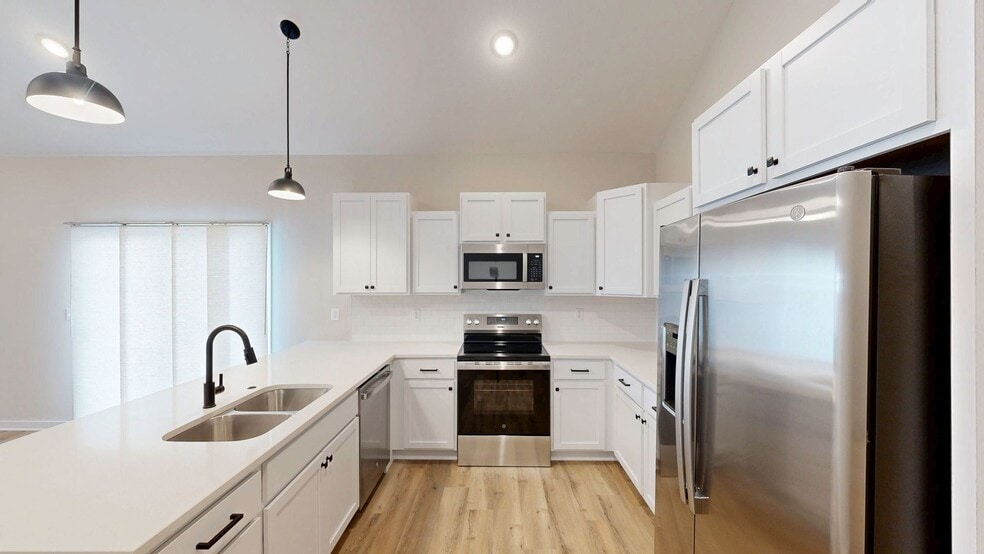 Building Photo - 2128 W Elk Ridge Ave