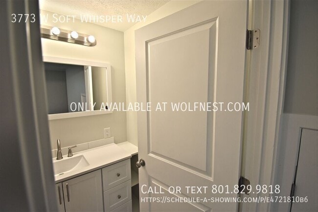 Building Photo - 3773 Soft Whisper Wy