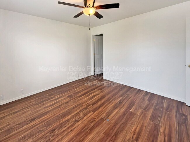 Building Photo - 10251 W Susan Ct