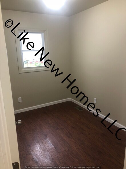Building Photo - 3144 Woodrow Ave