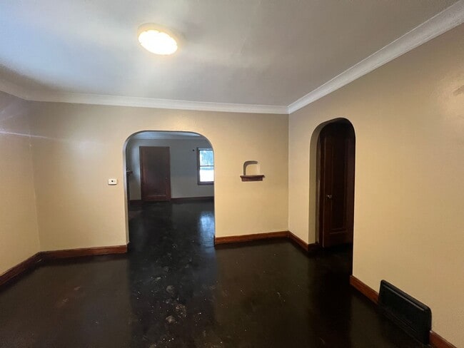 Building Photo - Click the “Apply Now” button or email wapmrentals@gmail.com for a prompt response.