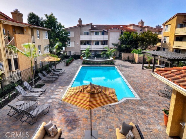 Building Photo - 48 Corniche Dr
