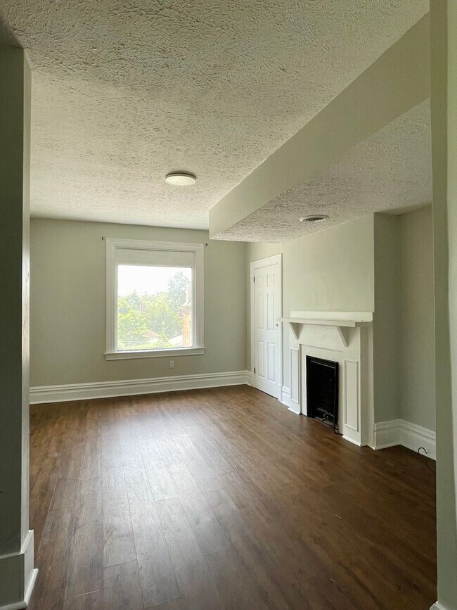 Building Photo - 8017 Susquehanna St