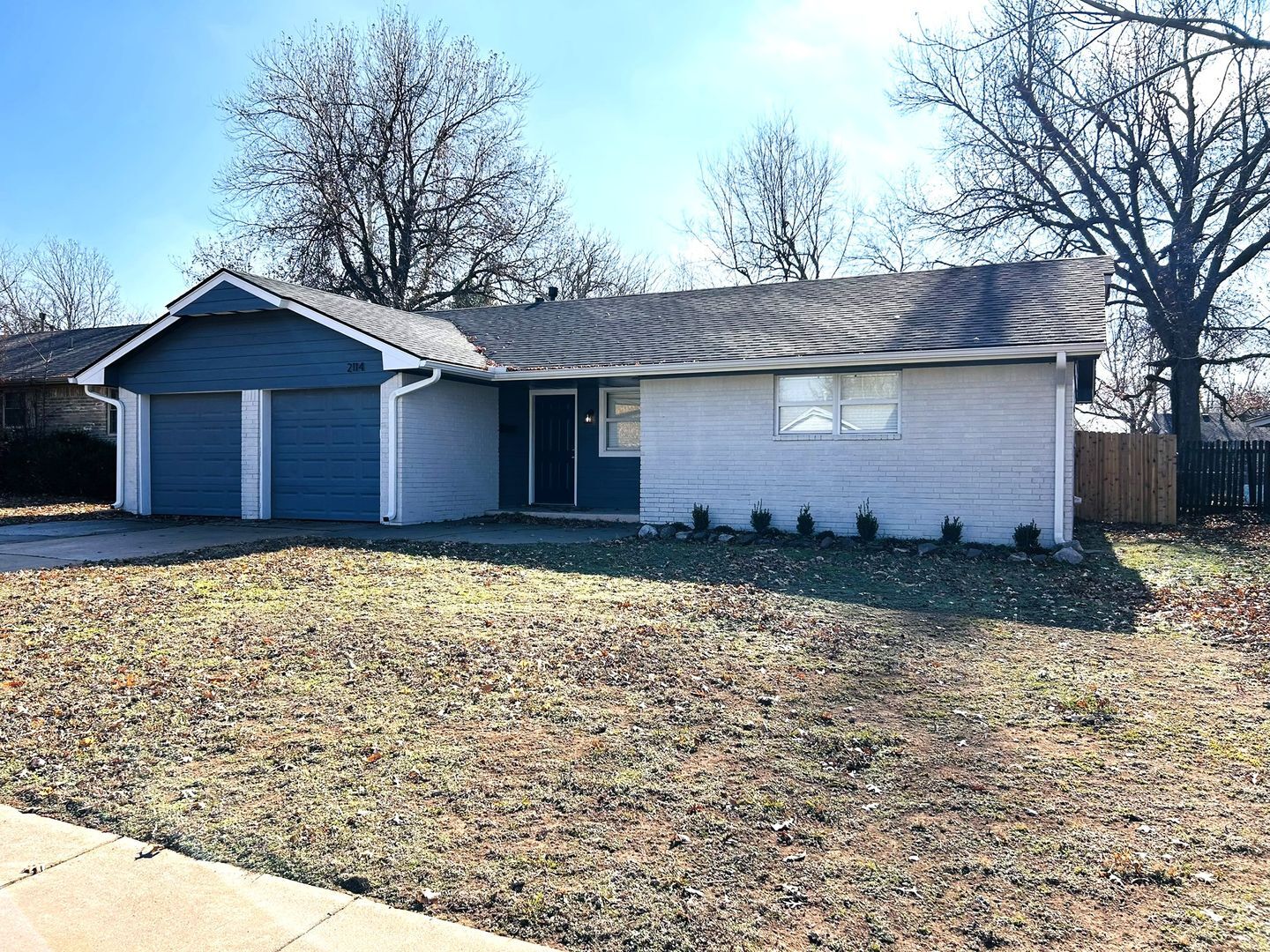 Building Photo - 2114 Allenhurst St