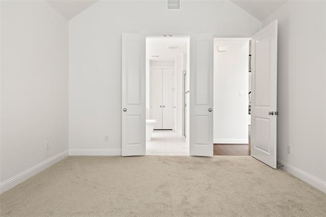 Building Photo - 2901 Sunfish St