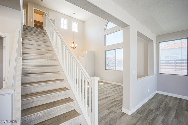 Building Photo - 9456 Rainfall Ave