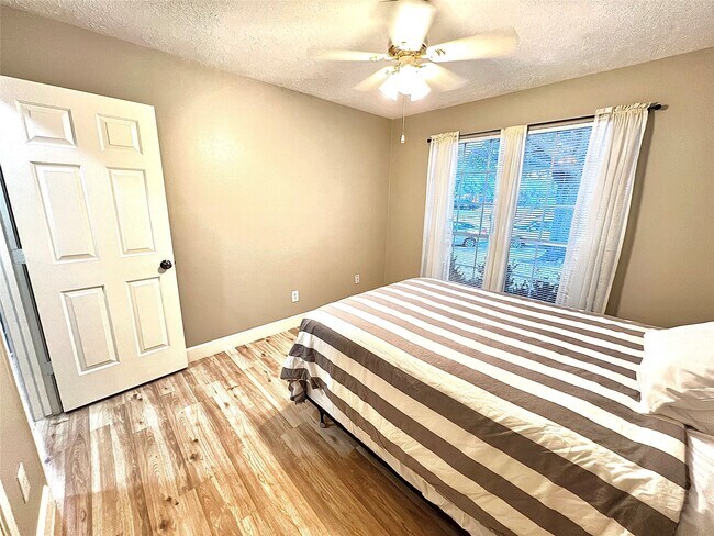 Building Photo - 21106 Rushing Creek Ln