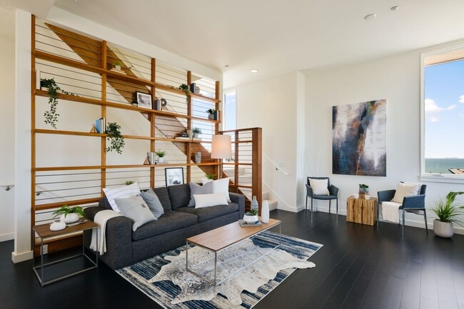 Building Photo - SF Shipyard - 3 BR, 2.5 BA Townhouse 1,437 Sq. Ft. - 3D Virtual Tour, 2-Car Garage
