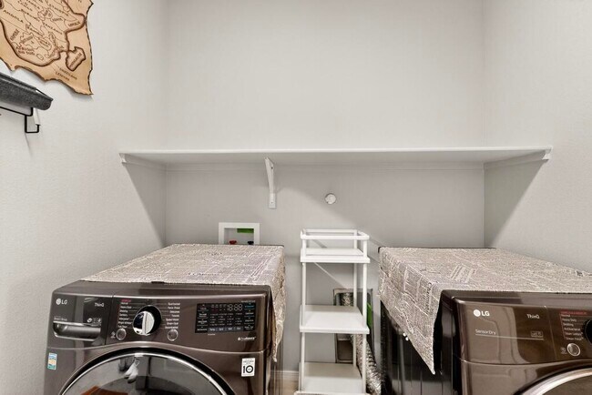 Building Photo - 9609 Sage Ranch Ct