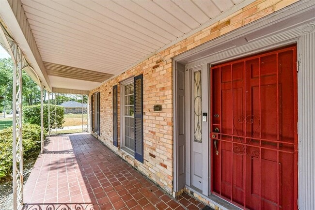 Building Photo - 3423 Ozark St