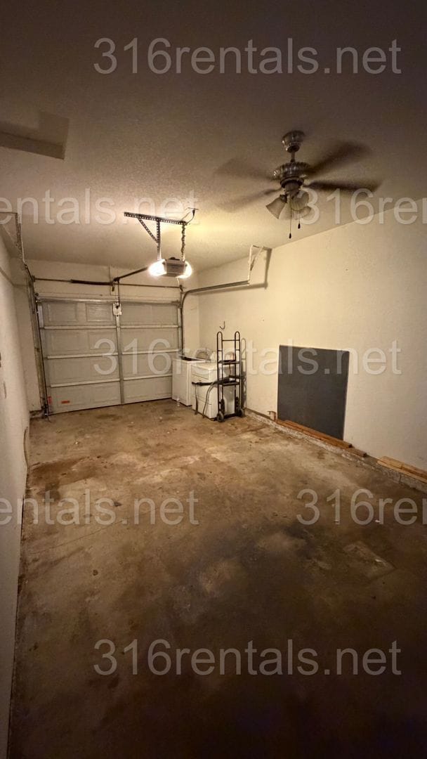 Building Photo - 421 15th Ave