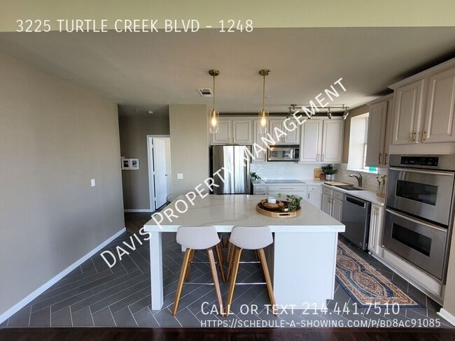 Building Photo - 3225 Turtle Creek Blvd Blvd