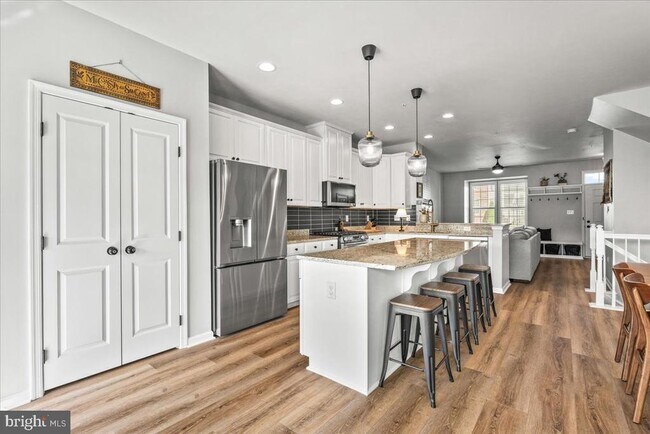 Building Photo - 4532 Tinder Box Cir