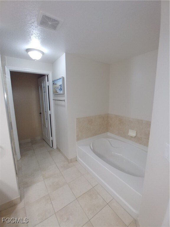 Building Photo - 20140 Estero Gardens Cir