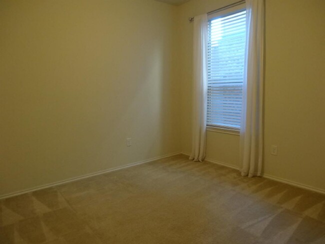 Building Photo - 4418 Windmill Run Dr