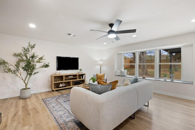 Building Photo - 6106 Bridlington Cir