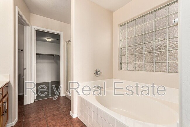 Building Photo - 17462 W Acapulco Ln