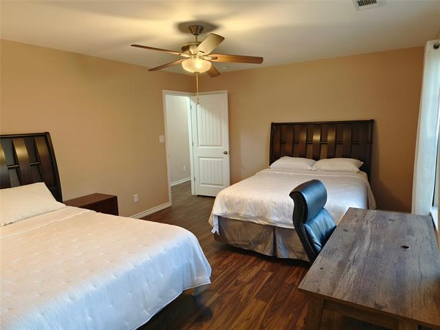 Building Photo - 100 E Bluebonnet Dr