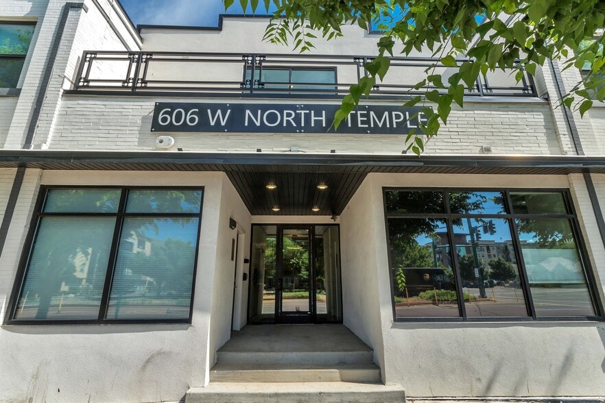 Building Photo - 606 W North Temple St