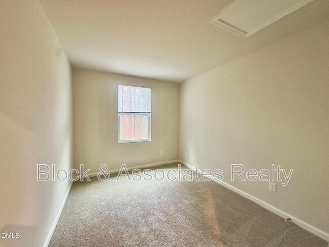 Building Photo - 6650 Gibraltar Rock Dr