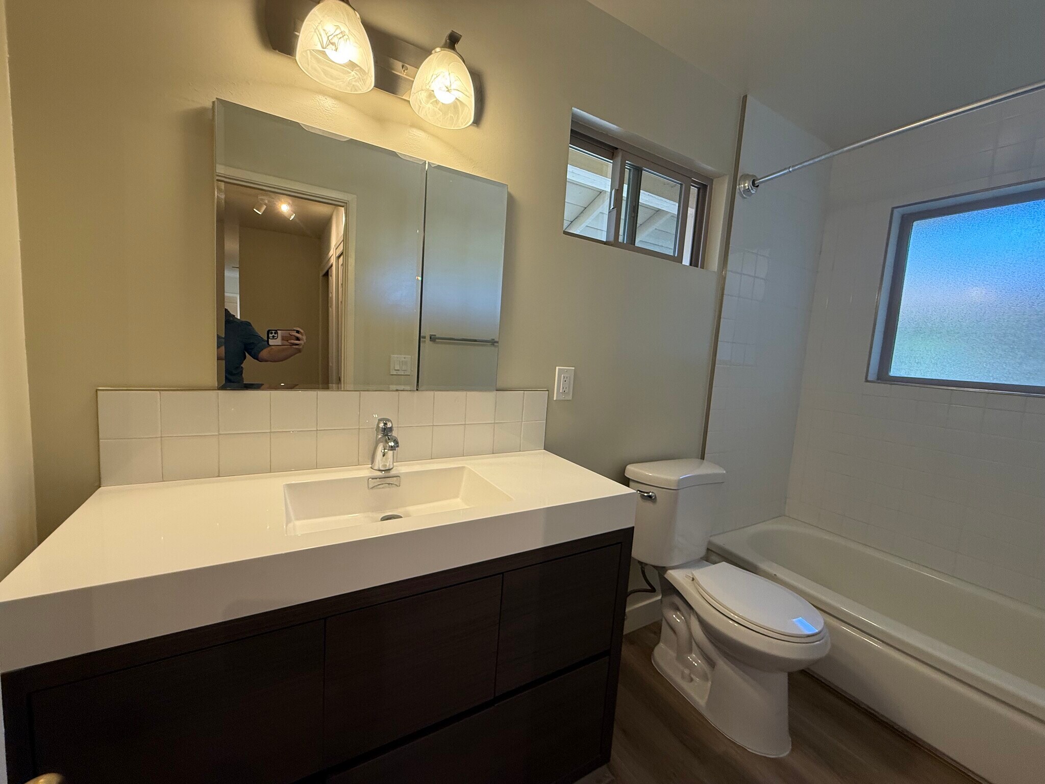Building Photo - 15900 Los Gatos Almaden Rd