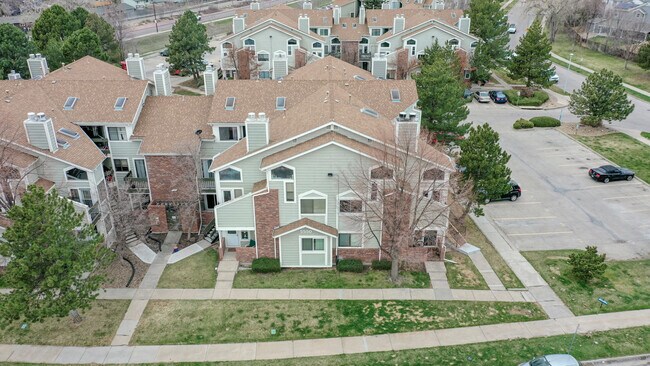 Building Photo - 5550 W 80th Pl