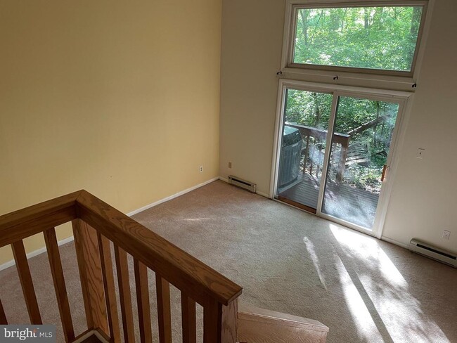 Building Photo - 3208 Champions Dr