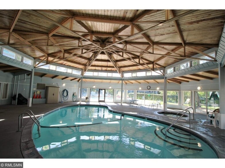 Indoor Pool - 10411 Cedar Lake Rd