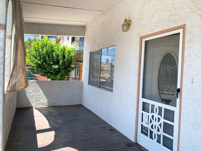 Building Photo - Beautifully Renovated Historical San Jose 3 Bedroom Home