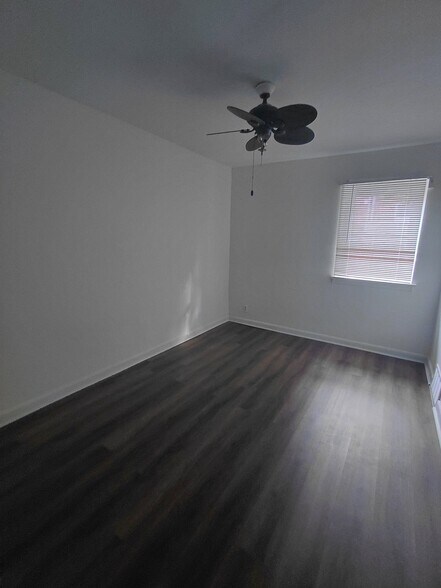 Building Photo - 800 Princeton Ave