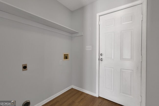 Building Photo - 115 Rockhurst Chase
