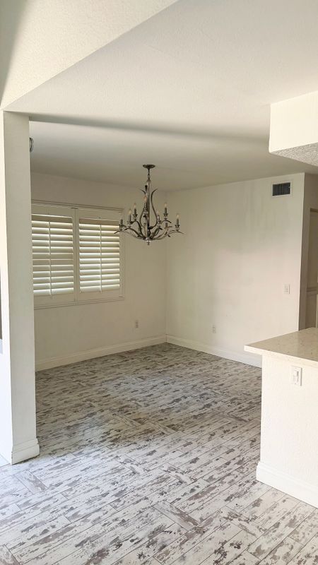 Building Photo - 8167 Vineyard Ave
