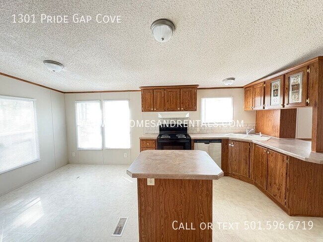 Building Photo - 1301 Pride Gap Cove