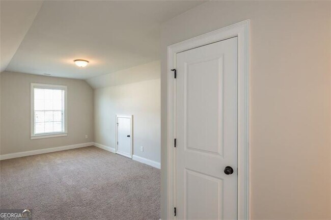 Building Photo - 2766 Hilson Commons