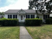 Building Photo - 119 St Julien Ave