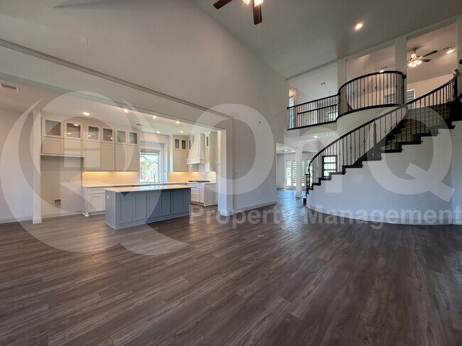Building Photo - 14697 Valley Trl