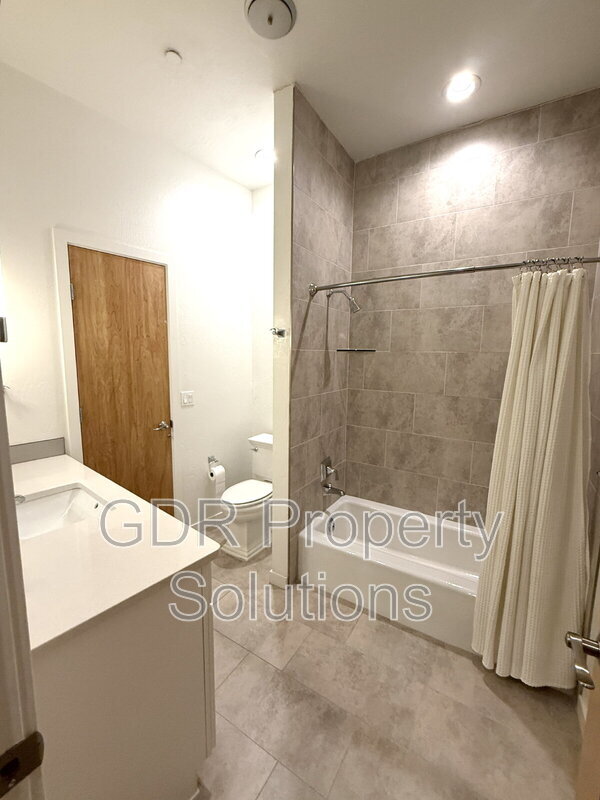 Building Photo - 3600 Central Ave SE