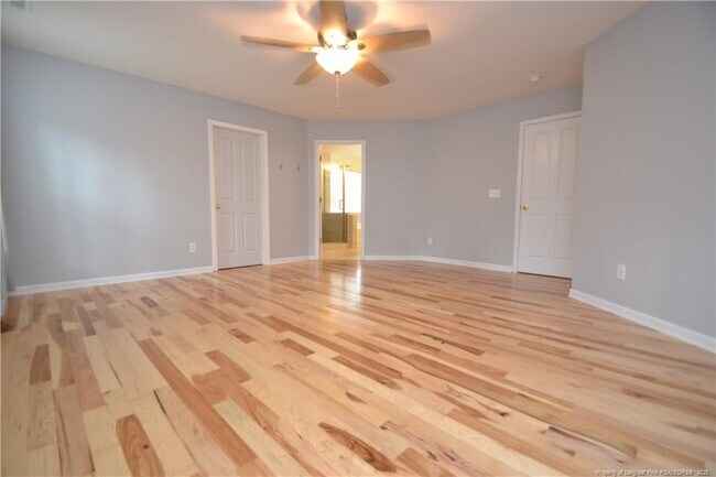 Building Photo - 2804 Thoreau Dr