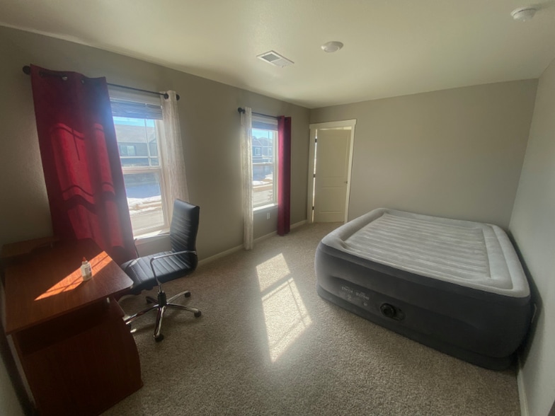 Building Photo - 13935 Wild Lupine St