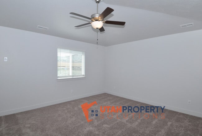 Building Photo - 4798 Breezy Patch Rd
