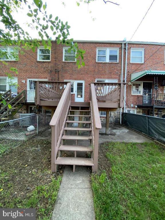 Building Photo - 41 N Kossuth St