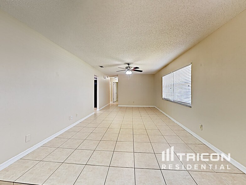 Building Photo - 1498 Orange Blossom Ct