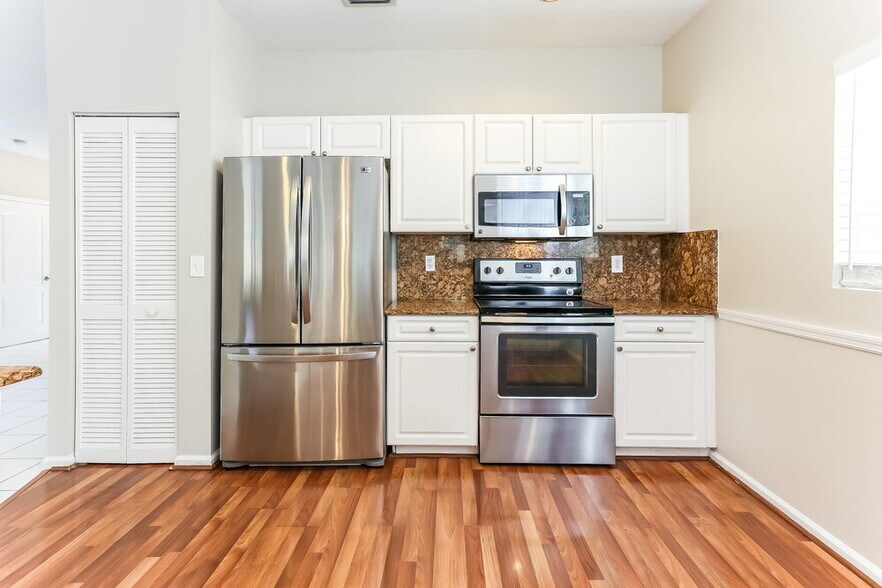 Building Photo - 1117 NW 97th Dr