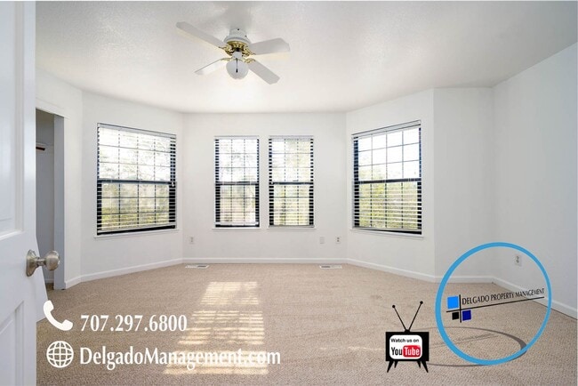 Building Photo - Benicia! Large two bedroom, two and half b...