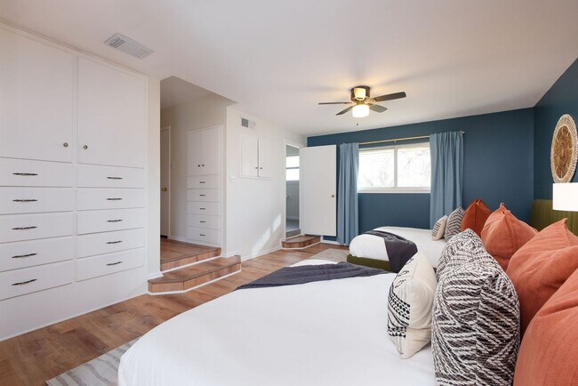 Building Photo - 6605 Countess Adria St