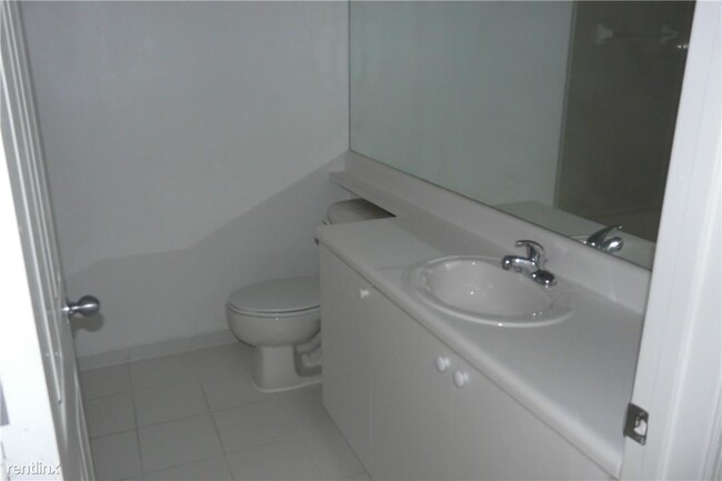 Building Photo - 1 br, 1 bath Condo - 2201 W Preserve Way 2...