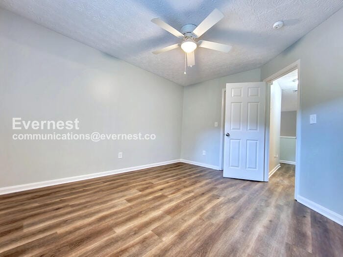 Building Photo - 944 Shiloh Ridge Run NW