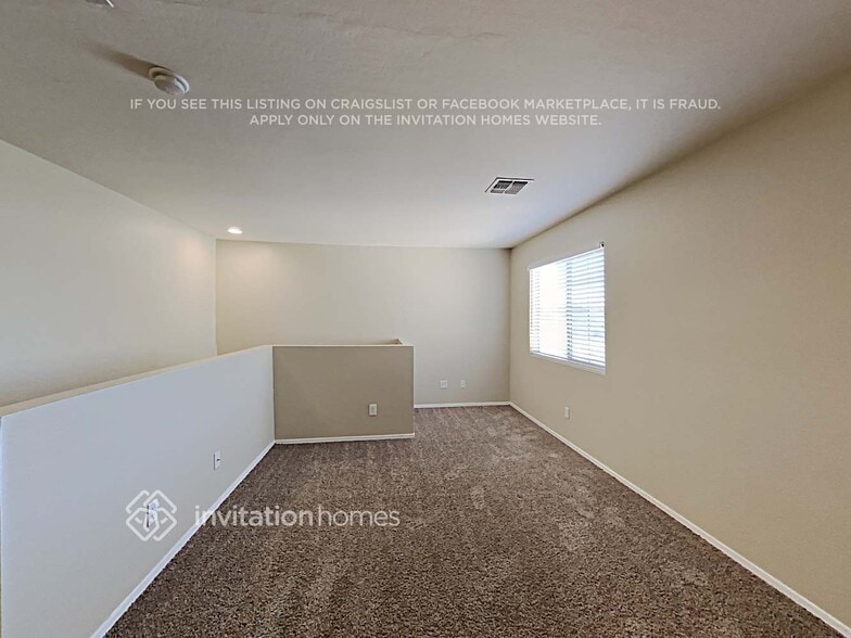 Building Photo - 3831 W Naomi Ln